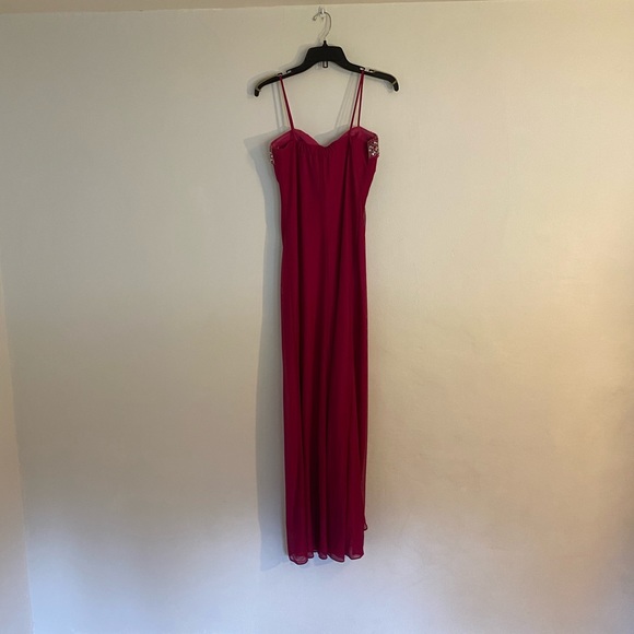 Elegant floor length formal - Picture 3 of 3